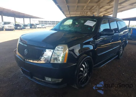 2009 Cadillac Escalade Esv Standard z USA, uszkodzony, nr VIN 1GYFC16289R244241